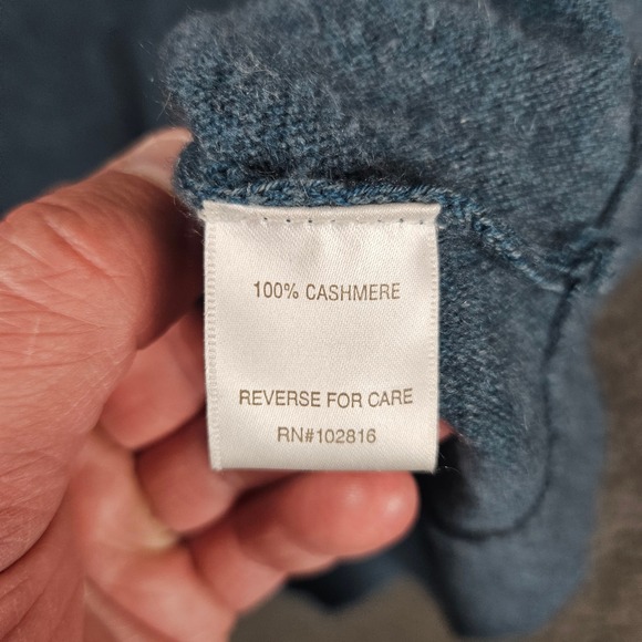 Garnet Hill 100 Cashmere V Neck Dolman Sleeve Sweater Light Blue XS - Picture 5 of 7